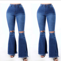 Distressed knee jeans