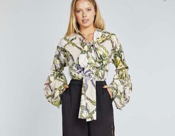 Maddie top